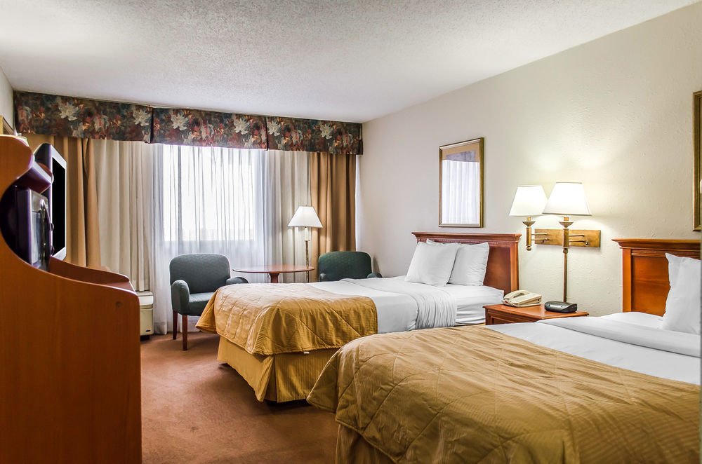 Norwood Inn Hudson מראה חיצוני תמונה